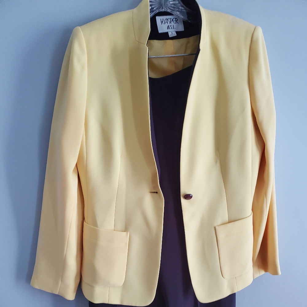 Kasper pantsuit